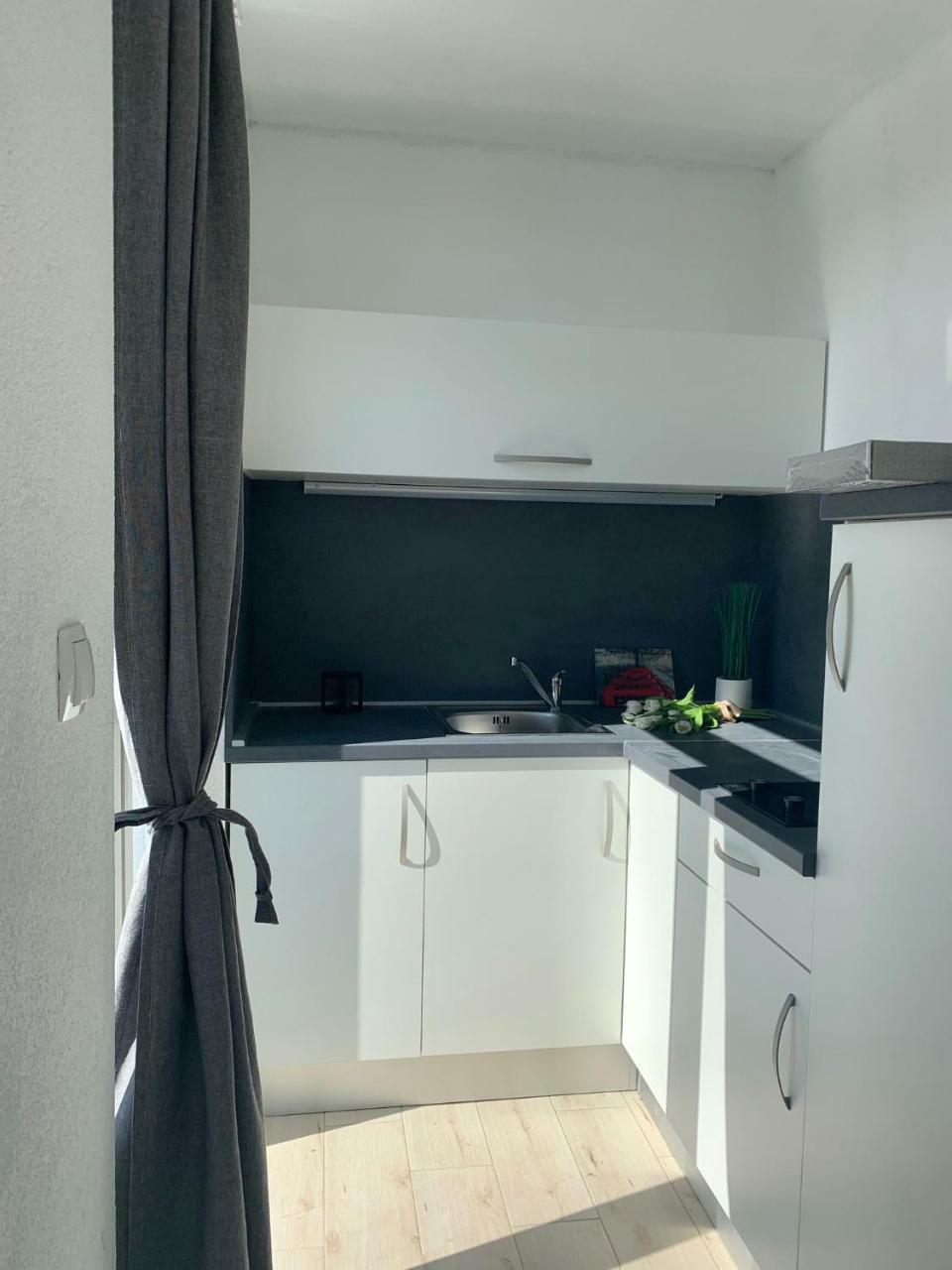 Modern Apartments Day シベニク エクステリア 写真